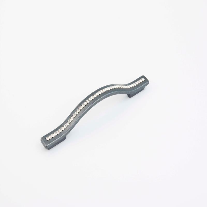 Schaub Pull, Milano Silver w/crystals, 128/160 mm cc 302-MSV