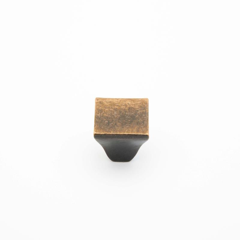 Schaub Knob, Rectangle, Antique Bronze, 1.25" 814-AZ
