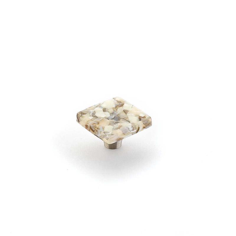 Schaub Knob, Square, Sable Pebbles, 1.5" dia 34-SBP