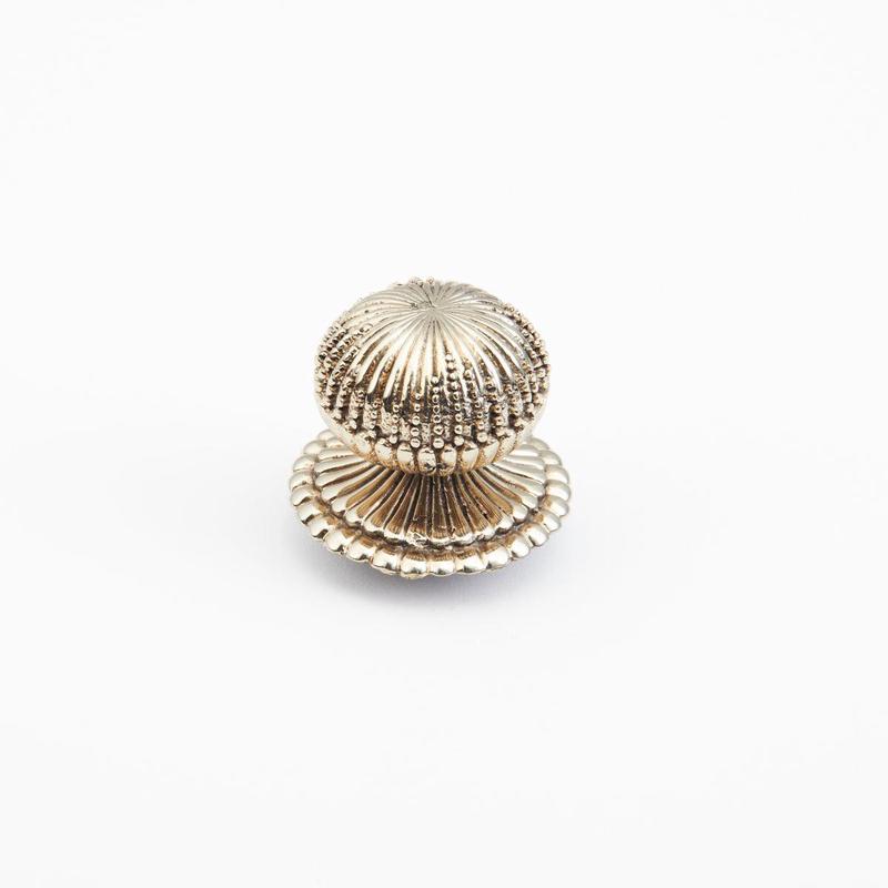 Schaub and Company Knob, White Brass, 1-1/4" dia 969M-WB