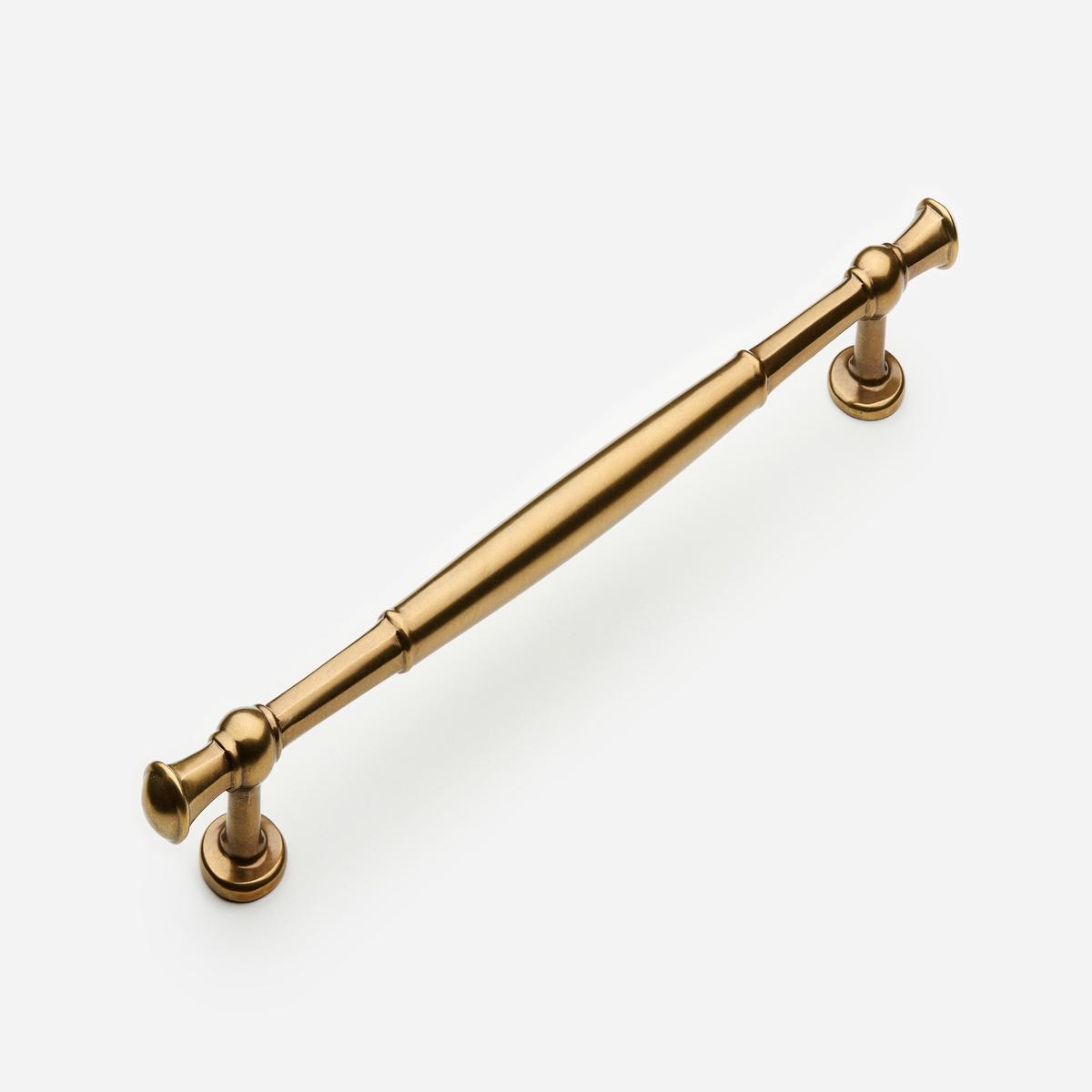Windsor Pull - 8" | Aged Brass (Lacquered)
