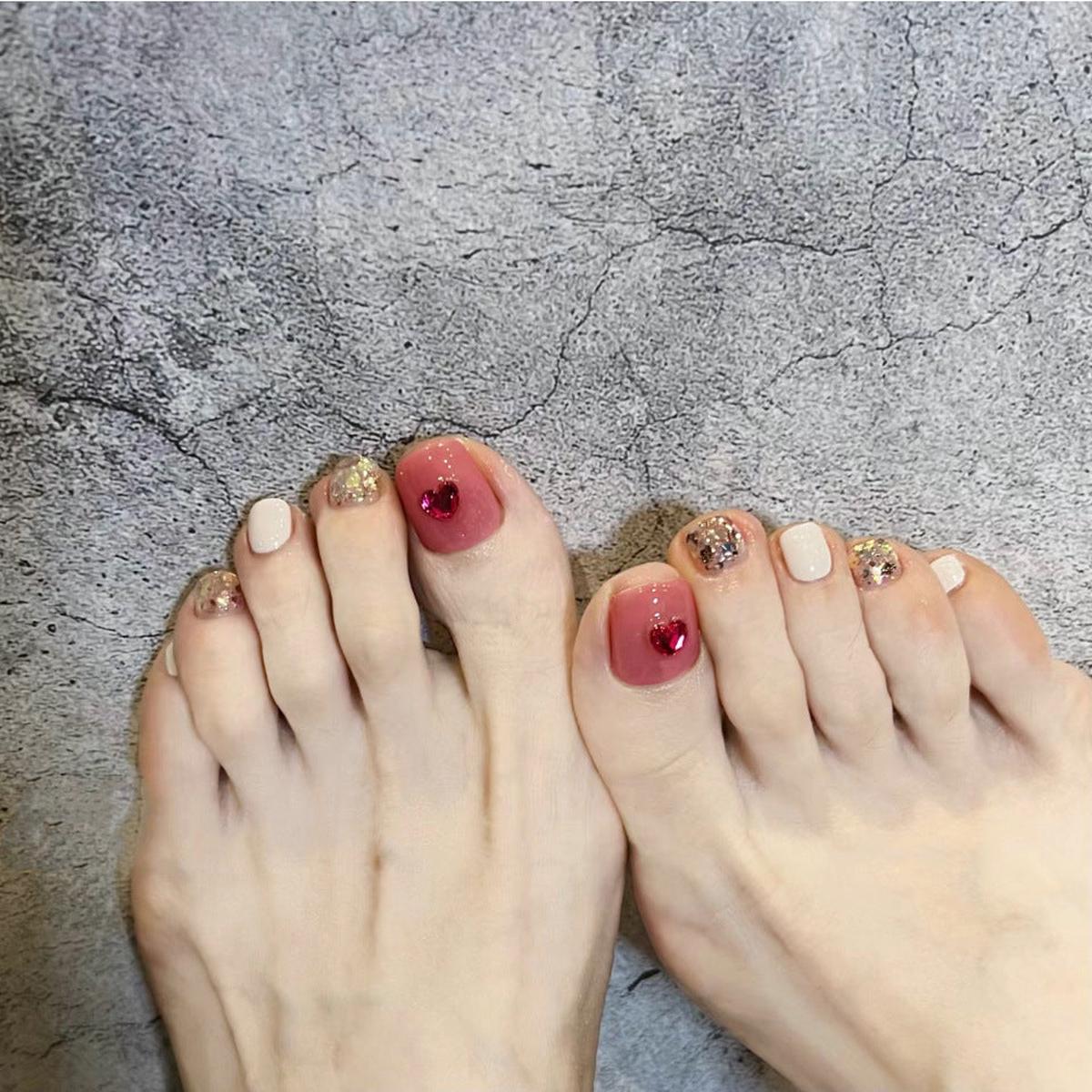Very Sweet Hearts Multicolor Press On Toenails