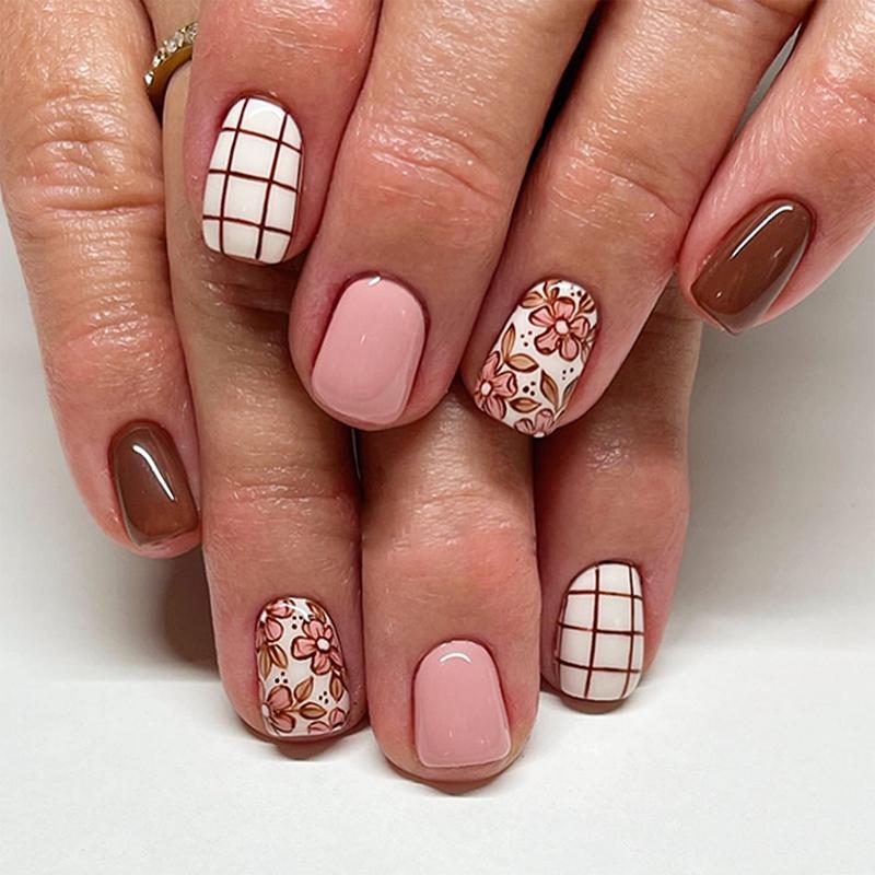 Autumn Bliss Short Square Blush Pink with Floral and Grid Design Press-On Nail Set