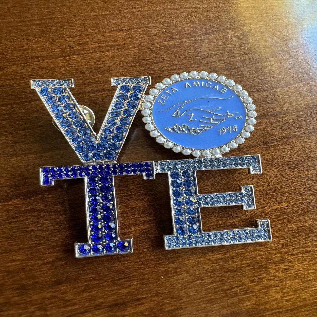 VOTE Zeta Amicae Pin